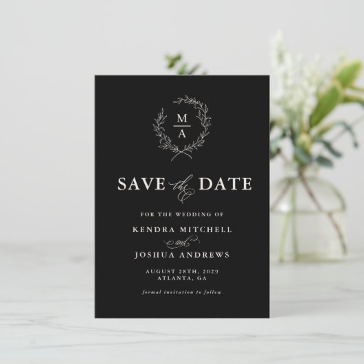 BlackSimple Elegant Monogram slaat de datum op Save The Date (Staand voorkant)