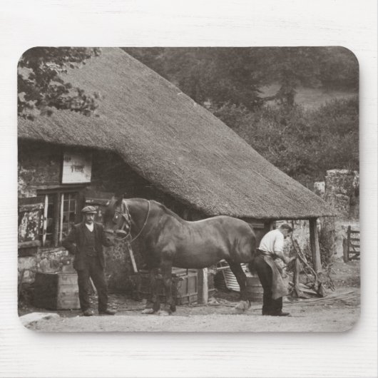 Blacksmith met een paard muismat (Voorkant)