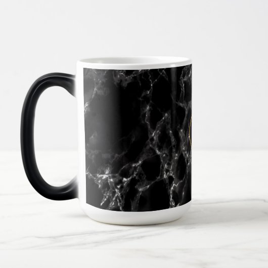 BlackWhite Marble Mok Gift met Custom Your Letter (Links)