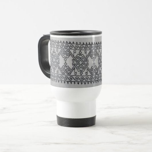 Blackwork embroidery travel mug reisbeker (Voorkant links)
