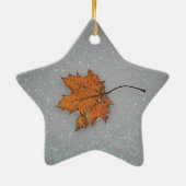 Blad op sneeuw keramisch ornament (Achterkant)