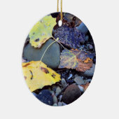 Blad van Fremont-katoenhout op de overstroming in Keramisch Ornament (Rechts)