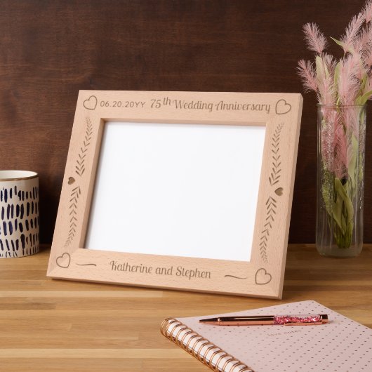 Bladeren en harten paar 75e bruiloft Jubileum Gegraveerde Lijstjes (Links)