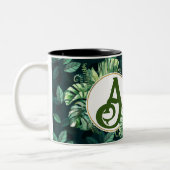 Bladeren en initiaal gepersonaliseerd voor plant l tweekleurige koffiemok (Links)