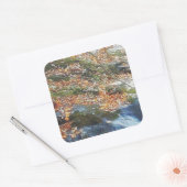 bladeren, gras en beek vierkante sticker (Envelop)