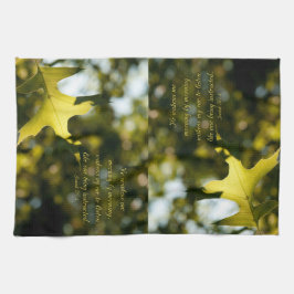 Bladeren in de ochtend zonlicht vers van Jesaja Theedoek