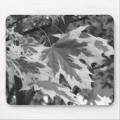 Bladeren in zwart-wit muismat (Voorkant)