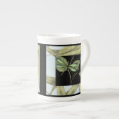 Bladeren met Dragonfly-ingang door Jennifer Goldbe Porselein Kop (Voorkant rechts)