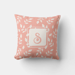 Bladeren patroon in wit en roze kussen