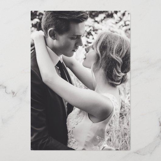 Bladovaallijnse bruine goudfolie folie uitnodiging (Achterkant)