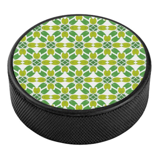 Bladpatroon, patroon van bladeren, groene bladeren hockey puck (3/4)