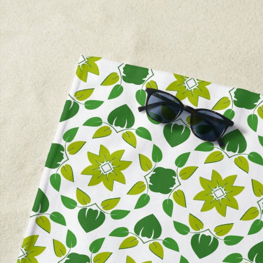 Bladpatroon, patroon van bladeren, groene bladeren strandlaken (In situ)