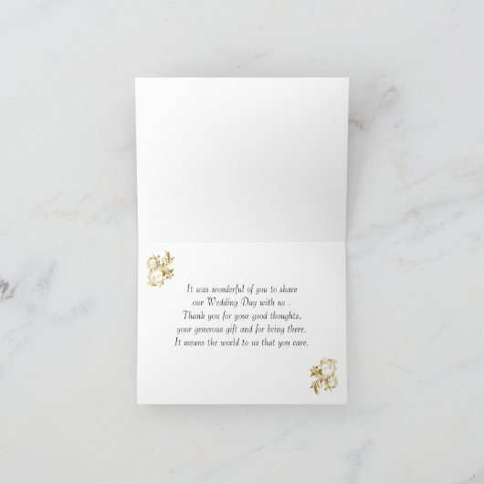 Bladrijke gouden krullen, blauwe damast bedankt (Binnen)