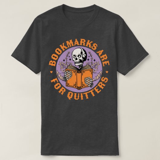Bladwijzer zijn voor Quitters Skeleton Reading Boo T-shirt (Design voorkant)
