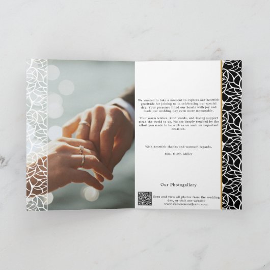 Bladzijde Rand Zwart Wit Bruiloft Gevouwen Bedankkaart (Binnen)