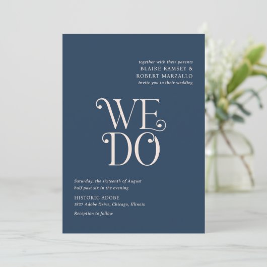Blaire Navy Blue Modern Wedding Kaart (Staand voorkant)