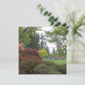 Blanco uitnodiging met prachtige tuinfoto (Staand voorkant)