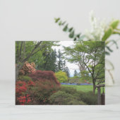 Blanco uitnodiging met prachtige tuinfoto (Staand voorkant)