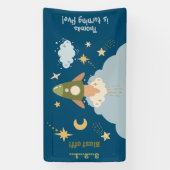 Blast off ruimte avontuur kinderen verjaardag spandoek (Verticaal)