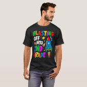 Blasting Off Into Second Grade Back To School Kids T-shirt (Voorkant volledig)