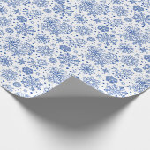 Blauw Abstract Kerstmis Sneeuwvlokken Patroon Cadeaupapier (Hoek)