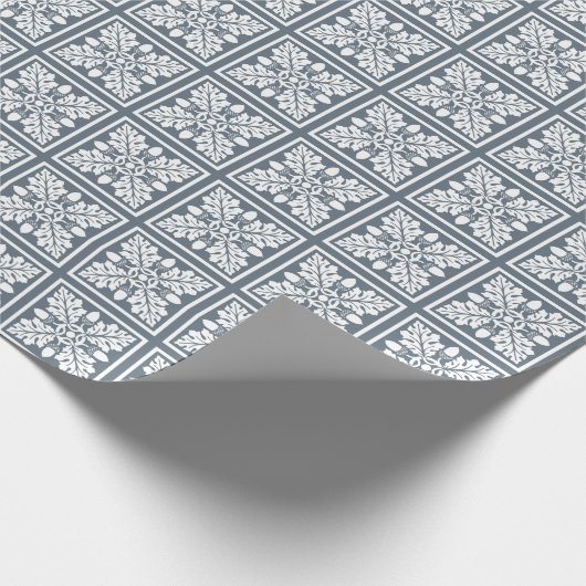 Blauw Bayoux Acorn en Leaf Tile Design Cadeaupapier (Hoek)