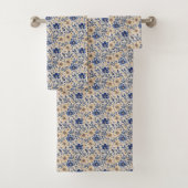 Blauw Beige Chinoiserie Toile Aquarel Bloemig Bad Handdoek (Insitu)