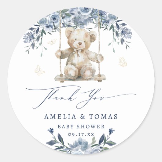 Blauw berenknuffel schommel baby shower bedankt ronde sticker (Voorkant)