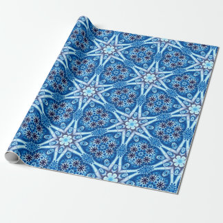 Blauw besneeuwd bloemmotief cadeaupapier