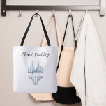 Blauw bikini strand tote bag<br><div class="desc">Personaliseer en voeg jouw naam of tekst toe. Versierd met een witte en lichtblauwe gestreepte bikini.</div>