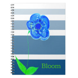 Blauw bloeiend ontwerp notitieboek