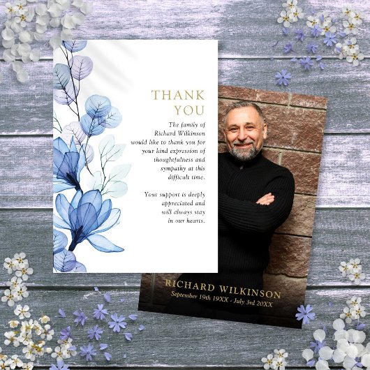 Blauw Bloemen Memorial Viering van het Leven Foto Bedankkaart