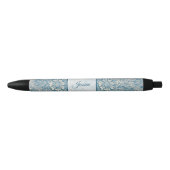 Blauw Bloempatroon Elegant Script Naam Blauwe Inkt Pen (Voorkant)