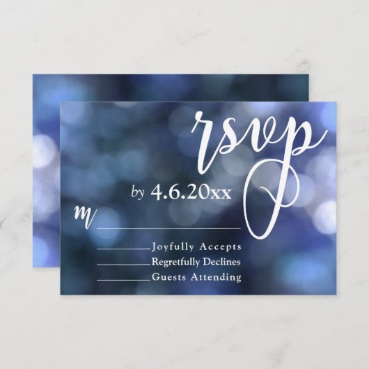 Blauw Bokeh Licht & Typografie 32 Bruiloft RSVP (Voorkant / Achterkant)