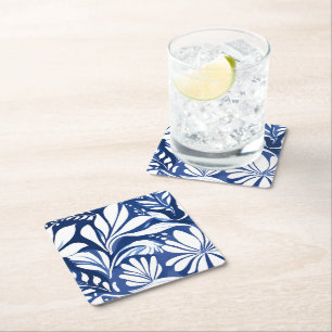 Blauw botanisch aquarel bloemmotief wit patroon kartonnen onderzetters