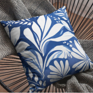 Blauw botanisch waterverf bloemmotief kussen