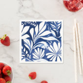 Blauw botanisch waterverf bloemmotief wit patroon servet (Insitu)