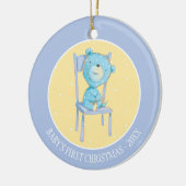 Blauw Calico Beer glimlachen op stoel Keramisch Ornament (Links)