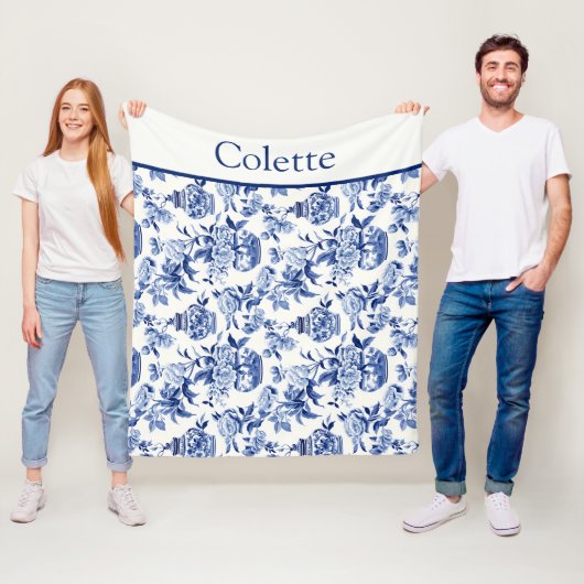 Blauw Chinoiserie Monogram Fleece Deken (In situ)