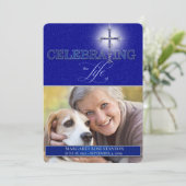 Blauw christelijk kruis viering van het leven foto kaart (Staand voorkant)