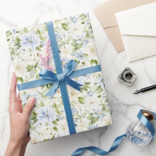 Blauw Crème Bloemig Bruidsdiner Cadeaupapier (Geschenken)