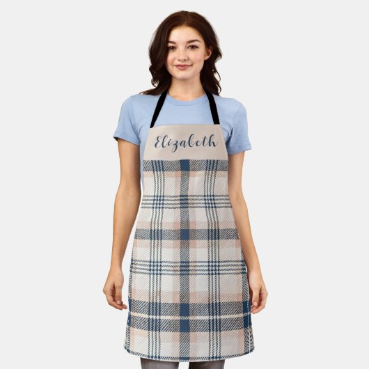 Blauw Crème Tartan Schotse Ruit Custom Naam Schort (Gedragen)