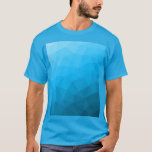 Blauw cyaangradiëntgeometrisch maaspatroon t-shirt<br><div class="desc">Elegant modern geometrisch t-shirt voor iedereen. Lichtblauwe gradiënt geometrisch mesh patroon heldere driehoeken ombre. Driehoek geometrisch netwerk met ombre gradiënt ontwerp.</div>