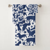 Blauw Dachshund Pattern-Sierkussen Bad Handdoek (Insitu)