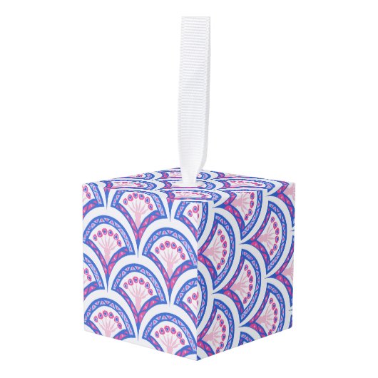blauw damaspatroon decoratie (Voorkant hoekig)