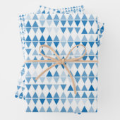 Blauw Driehoek Patroon Wrapping Paper — Modern Wra (In situ)