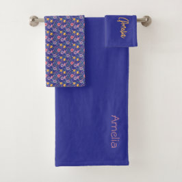 Blauw eenvoudige wilde bloemenpatroon naam bad handdoek