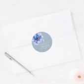Blauw Elegante Waterverf Bloemen Heilige Communie Ronde Sticker (Envelop)
