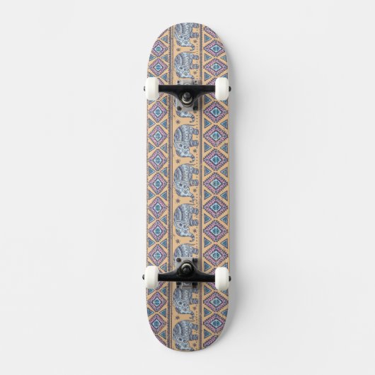 Blauw Elephant Tribal Patroon Skateboard (Voorkant)