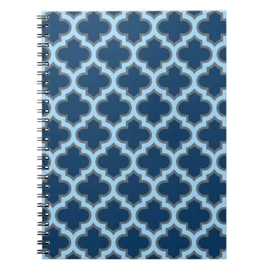Blauw en Baby Blauw Trellis, Lattice, Quatrefoil Notitieboek (Voorkant)
